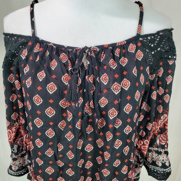 NWT [Angie] Boho Elephant Lace Tassel Cold Shoulder Top Black  S Festival Hippie - Picture 5 of 14